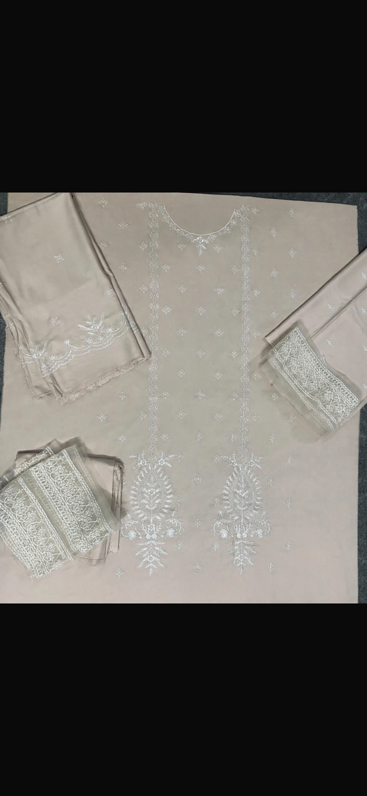 Luxury Dhanak 3Piece Suit — photo 2