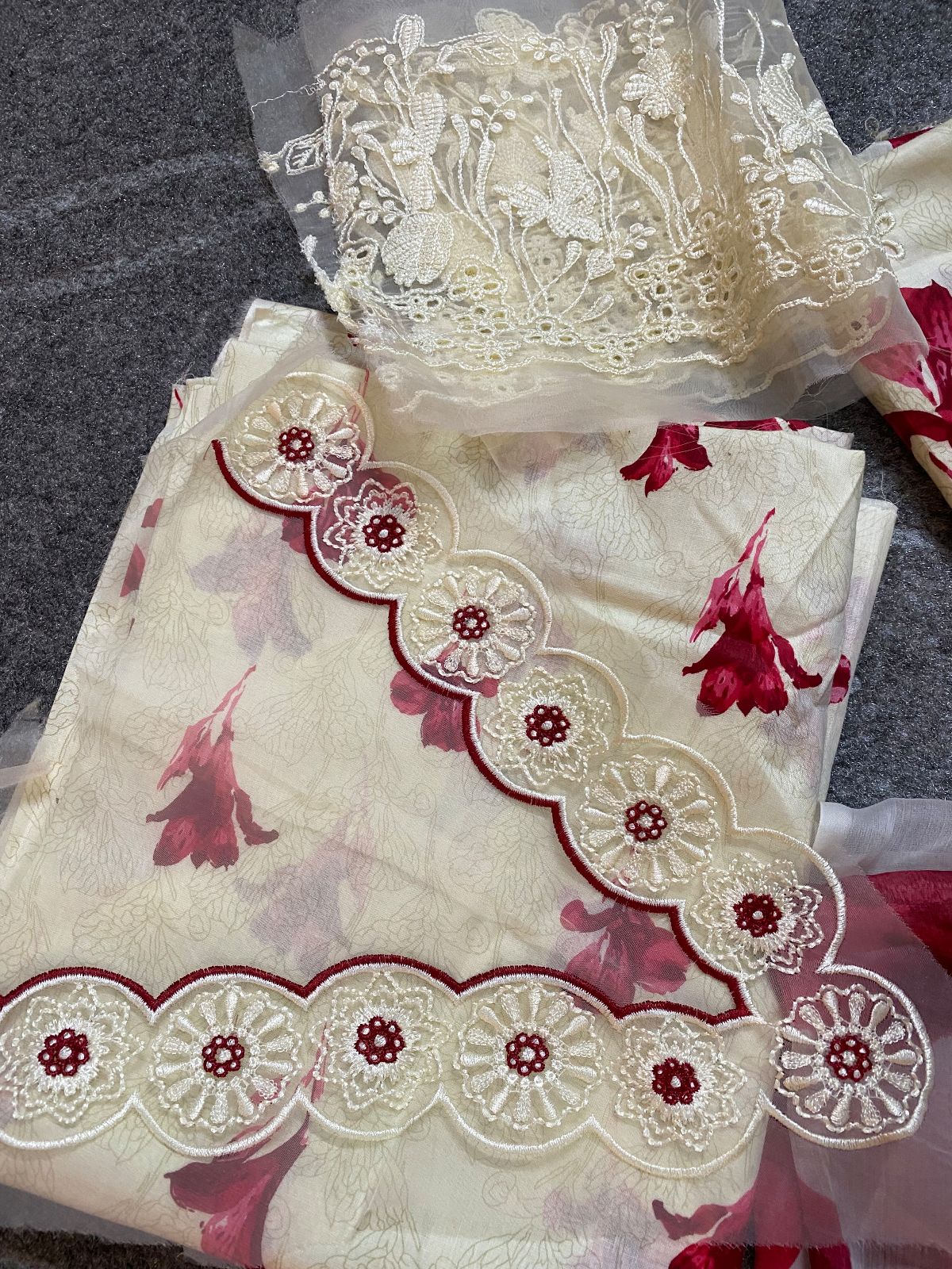 White Chikankari Lawn 3 Piece Suit (Chicken Kari) with Chiffon Dupatta — photo 3