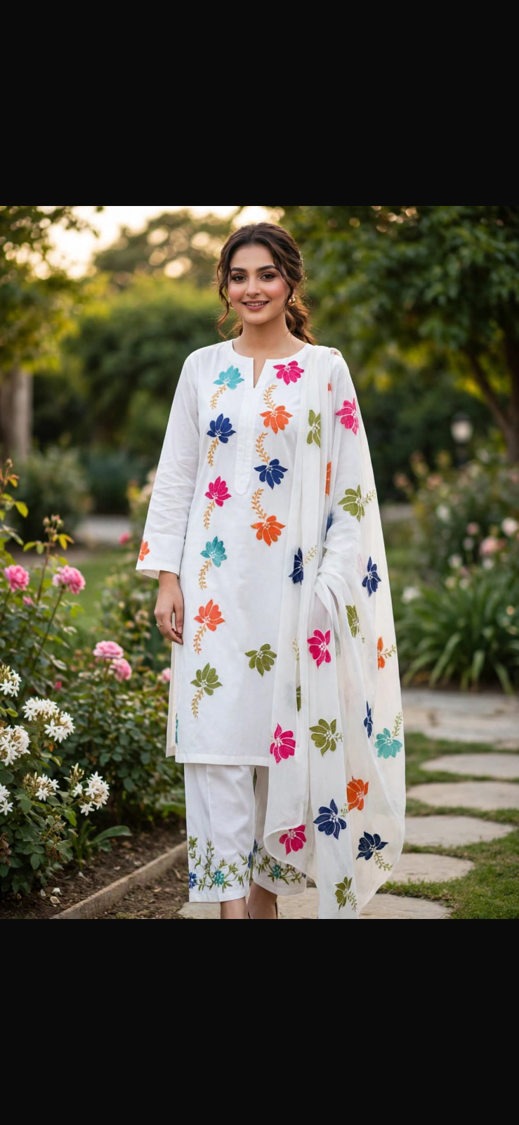 Floral Chikankari 3 Piece Suit, Embroidered Chiffon Dupatta (Lawn) — photo 1